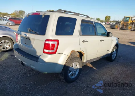 2008 Ford Escape Xlt z USA, uszkodzony, nr VIN 1FMCU03128KA18226